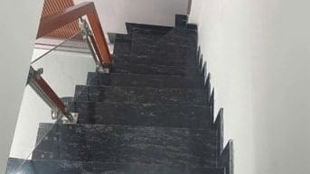 Giá chỉ nhỉnh 2 tỷ , nhà 2 tầng mới đẹp, vào ở ngay,p10,  Quang Trung 
