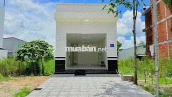 Nhà Hồng Loan 6A trục D1 lộ 30m Đông Bắc, trệt, mới 100%, buôn bán