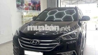 Hyundai Santa Fe 2018 2.4L 4WD - 63000 km