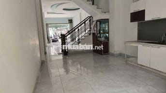 Chính chủ cho thuê nhà NC đúc 3 tấm, 4x19m, Bình Thành, Bình Tân
