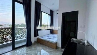 CHO THUÊ STUDIO BAN CÔNG - CỬA SỔ LỚN NGAY COOPMART NHIÊU LỘC GIÁ RẺ