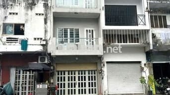 Cho Thuê Nhà Đường Trần Phú, Quận 5 ( Cho Làm CHDV / Cải Tạo )