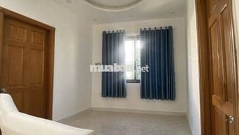 bán gấp nhà mặt tiền Nguyễn Văn Tuôi chỉ 4ty5 đã có sổ 108m2 4pn 2wc