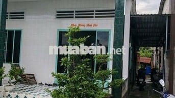 Chính chủ bán nhà mặt tiền 8m đường nhựa, 300m Thổ cư, kinh doanh tốt