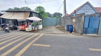 Bán miếng đất của Ông Bà để lại 143m2 MT nhựa ở Hóc môn giá 720 triệu