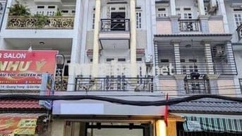 Bán nhà mặt tiền hẻm xe tải đối diện BHX, sát Emart