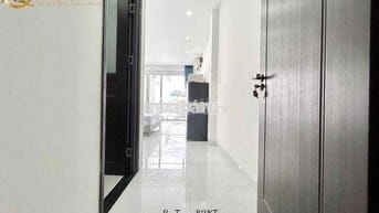 CẦN CHO THUÊ PHÒNG BAN CÔNG SIÊU THOÁNG FULL NT, TẠI BÌNH THẠNH