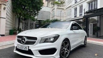 Mercedes Benz CLA 250 Coupe 4Matc model 2015