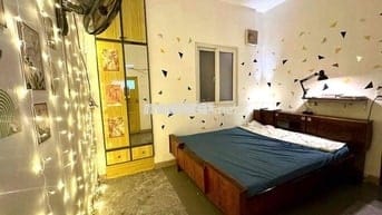 Phòng trọ Hàng Xang đầy đủ nội thất, có máy lạnh, wc riêng, nhỉnh 3 tr