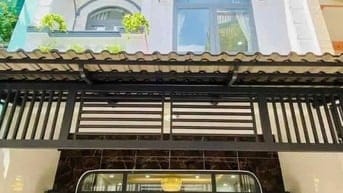 cần tiền bán gấp căn 60m2 quận 4 , hẻm oto6m, giá chào 2ty740trieu TL