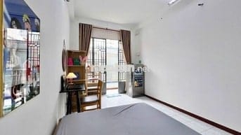 STUDIO BAN CÔNG TÁCH BẾP FULL NỘI THẤT NGAY CẦU NGUYỄN VĂN CỪ
