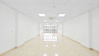Cho thuê văn phòng Láng Hạ 80m2 13tr oto đỗ cửa view kính