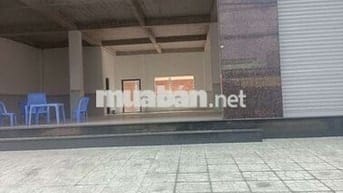 Cho thuê nguyên căn nhà mặt tiền Nguyễn ảnh thủ