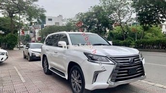 Lexus Lx570 màu trắng nội thất nâu nappa.