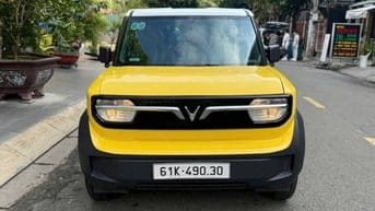 VinFast VF3 Vàng 2024 Thuê Pin 900k xe đẹp như mới 