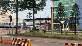 Bán gấp lô đất 2 mặt tiền đường đối diện cổng cảng C cát lái.Quận 2.