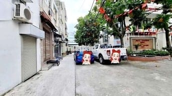 NHÀ VỊ TRÍ KINH DOANH VIEW CHUNG CƯ  5,2X 6,5 TÂN HÒA ĐÔNG. P14. Q6