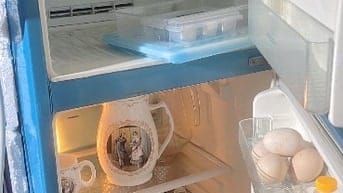 MÌNH CHUYỂN NHÀ: THANH LÝ TỦ LẠNH TOSHIBA 180 LÍT và LOA ĐÀI,..