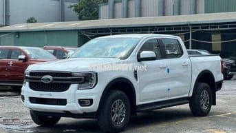 Ford Ranger 2025 đầy đủ phụ kiện và phí lăn bánh
