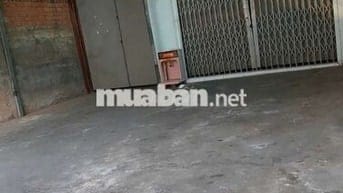 Cho thuê nhà nguyên căn mặc tiền hẻm 6x22 sân trước đậu 2 xe tải