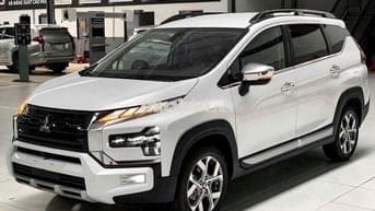 Mitsubishi Xpander Cross 2024  - 4388 km