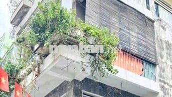 Chỉ có 12 tỷ mua được nhà mặt tiền CXĐT quận 3
