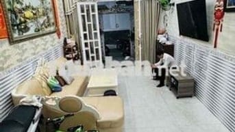 Bán nhà Q8: Cao lỗ 62m2(4x16) 3lầu,4pn,3wc.xe hơi đỗ cửa.giá 8ty7