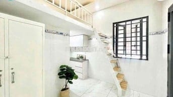 PHÒNG GÁC SINH VIÊN CÁCH HUIT CHỈ 5-10p ĐI XE SẴN NỘI THẤT CƠ BẢN