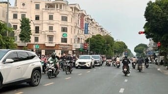 Nhà 4 lầu HXH Phan Văn Trị ngang 5.2m 78m2 KD tốt ngay Cityland 12 tỷ