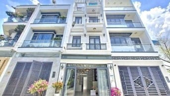 Nhà Nguyễn Khoái cần bán với diện tích 56,2m2 1 trệt 3 lầu ST, SHR
