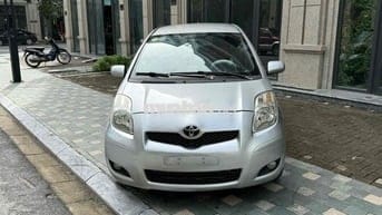 Toyota Yaris 2009 1.3 AT - 120000 km