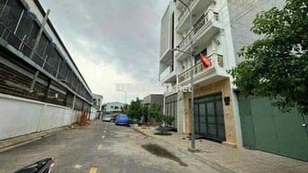 ĐƯỜNG NHỰA 10M THÔNG VƯỜN LÀI, DT 64m2, NHÀ CẤP4 Gác Lửng, Giá ngon