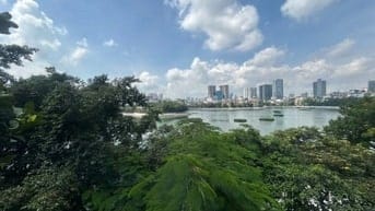 Mặt phố viu trọn Hồ Hoàng Cầu, 9 tầng nguy nga lộng lẫy,an thịnh vượng