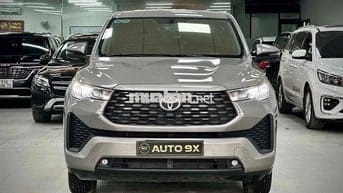 Toyota Innova Cross 2024 - 8200 km