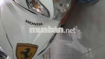 Minh ban xe we a110 ko 9 chu xe nay cua ba minh di