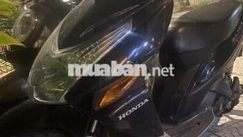 Cần bán xe click