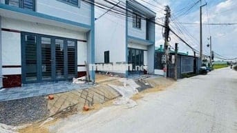 Siêu phẩm mới xây vừa hoàn thiện xong bán gấp căn nhà một lầu một trệt