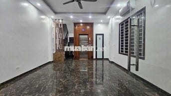 Bán nhà 7 tầng thang máy tại Ao Sen, Mỗ Lao, Hà Đông, 21 tỷ, 42m2