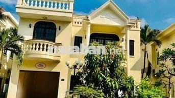 Cho Thuê Nguyên Căn Biệt Thự DT 400m2 1Trệt 2Lầu 4Pn 5Wc Gara Ôtô