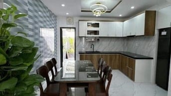 Kẹt tiền bán nhà tại Đặng Thùy Trâm, Phường 13, Bình Thạnh.