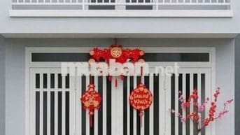Nhà shr 1 trệt 1 lầu 2pn Long Thượng Cần Giuộc 1tỷ 300