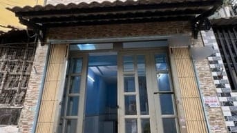 ĐOÀN VĂN BƠ   3 TẦNG NHÀ NHỎ XINH - MỚI XÁCH VALI VÀO Ở 