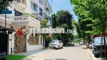 BIỆT THỰ SIÊU VIP - VIỆT HƯNG Diện tích 190m x 4 tầng - Mặt tiền 9m