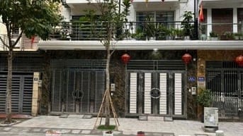 cho thuê nhà 3,5 tầng biệt thự vạn phúc hà đông dt165m2,mt10m,giá rẻ