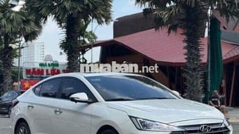 Siêu lướt Elantra 2021 chỉ 8.000km sai km tặng xe