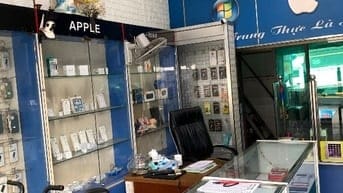 chuyển về quê làm cần sang lại tiệm điện thoại