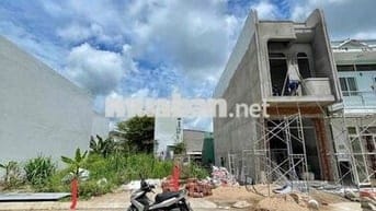 TÔ VĨNH DIỆN CÁCH NGUYỄN VĂN CỪ 800 MÉT