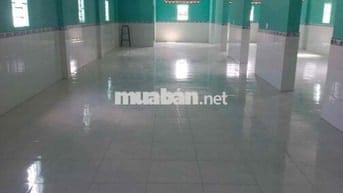nhà xưởng cho thuê nền lót gạch thích hợp may mặc
