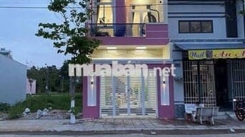 NHÀ MỚI XÂY TẶNG FULL NỘI THẤT CAO CẤP KHU DÂN CƯ TRƯỜNG AN- VĨNH ONG
