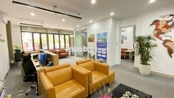 CHÍNH CHỦ CHO THUÊ VP MẶT PHỐ TRUNG HÒA DIỆN TÍCH 200M2 FULL NỘI THẤT